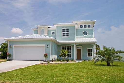 Newly Remodeled Home in Tampa FL Colored Blue by a Professional Exterior Painter